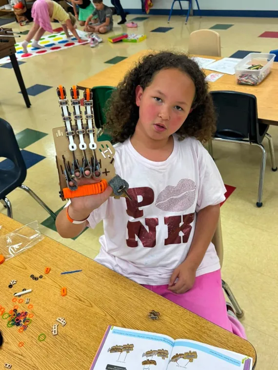 Wmspt SACC Lego Hand