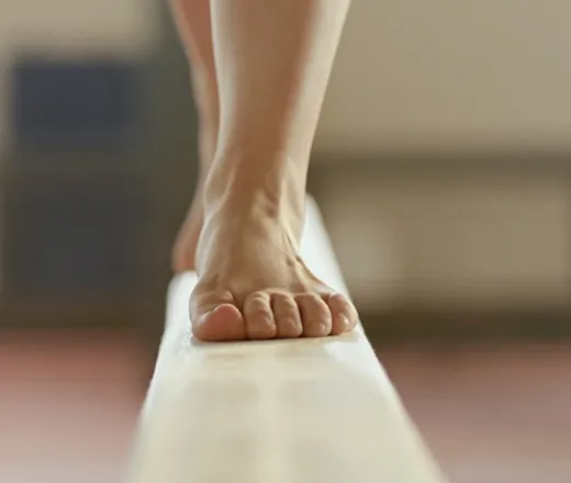 balance beam feet pic