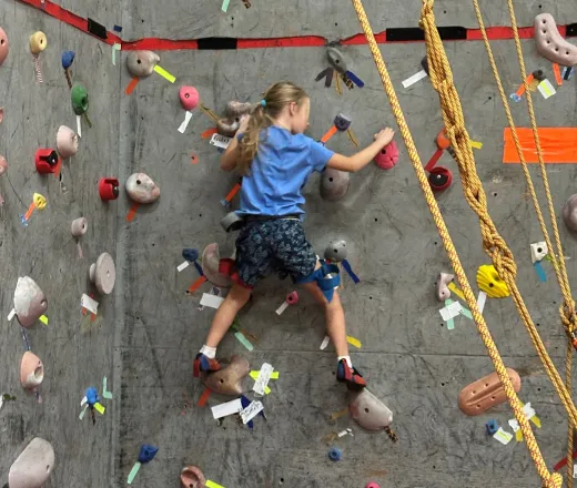 Bouldering on the wall